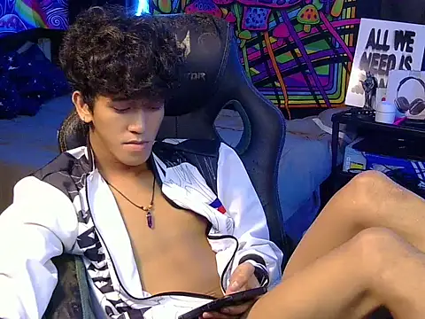 hugekenbigcock webcam