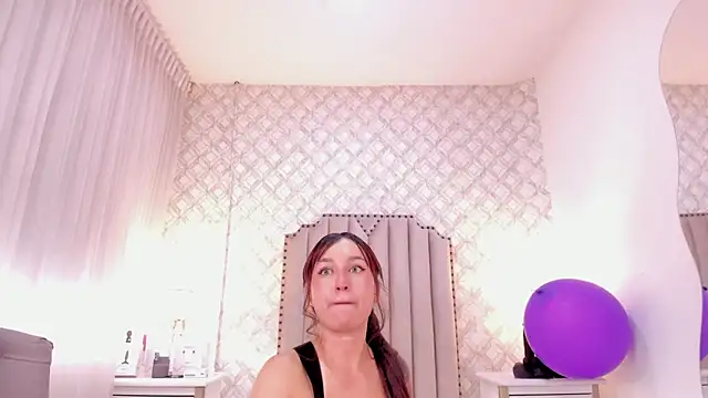 katherine_glow webcam