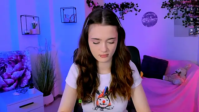 liana_kisses webcam