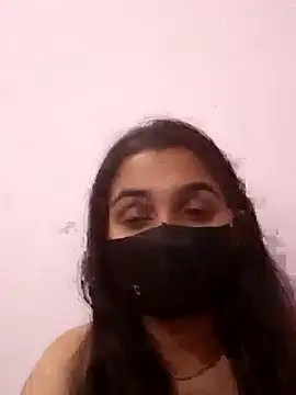 TRISHA0404 webcam