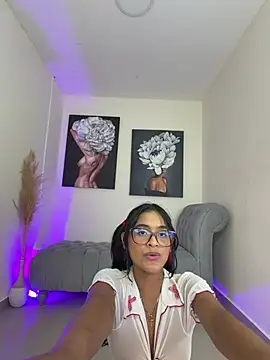lizzakennedy webcam
