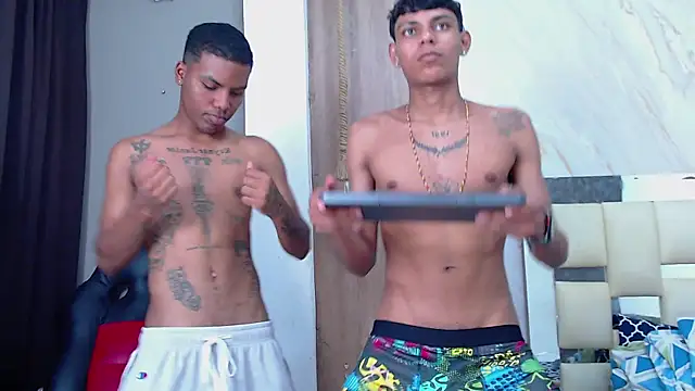 artur_collins_ webcam