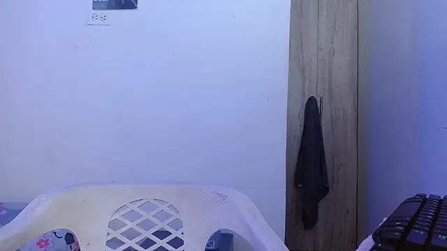 Scarleth_69_