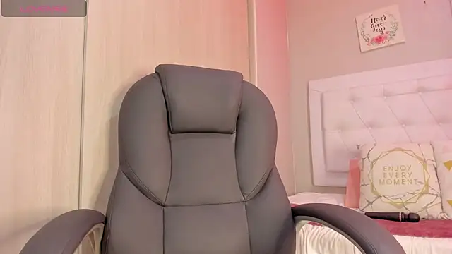 nicole__parker1 webcam