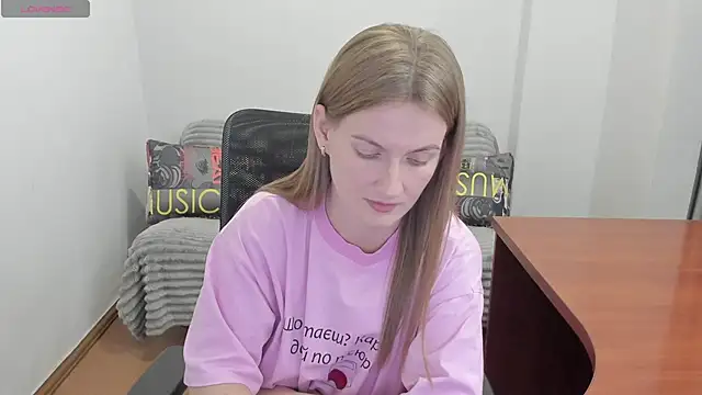 Alisha_Skyes webcam