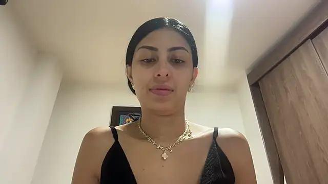 AbrilSantosxo webcam