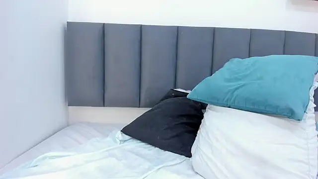 sam_doll_ webcam