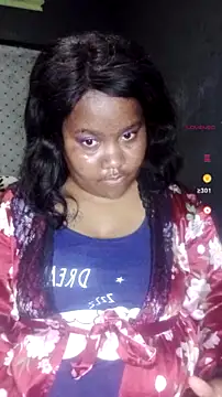 ChubbyMidgetxxx19 webcam