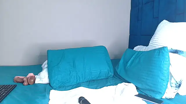 SexyBootyAlpha webcam