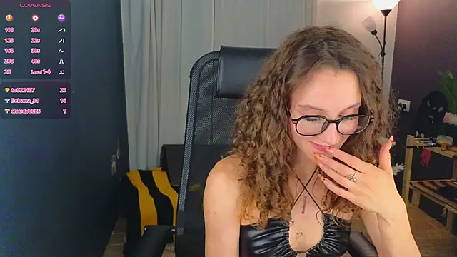 laracroftmansion webcam