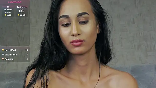 LexxyBloom webcam