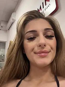 AdissonLane live cam on StripChat