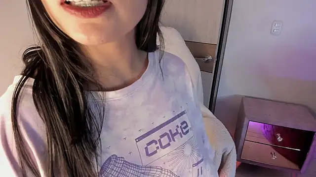 sofi_soft_ live cam on StripChat