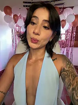 Ale_Lewis webcam
