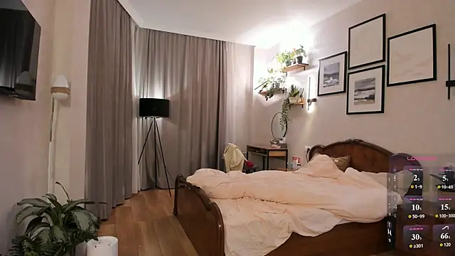 NicoleLuv webcam