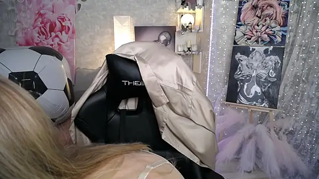 NickyAdamidi