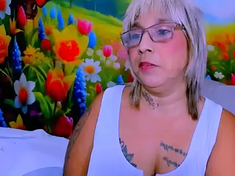 indianroxy webcam