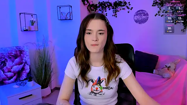 liana_kisses webcam