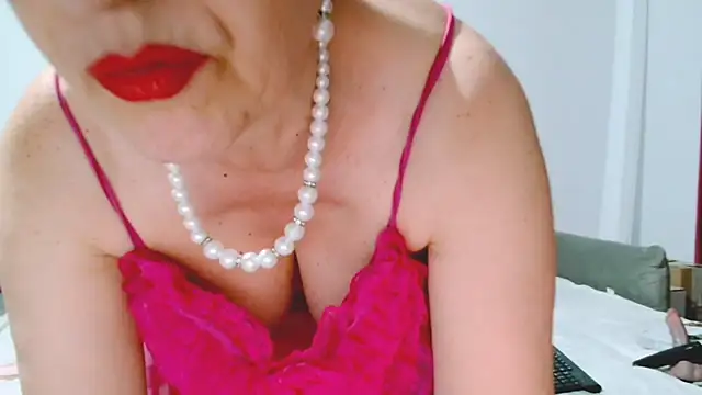 MilfSupreme webcam