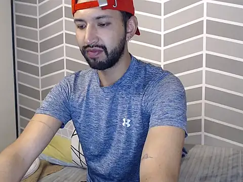 thomass1018 webcam