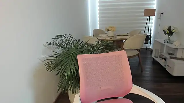 Ori_valentina webcam