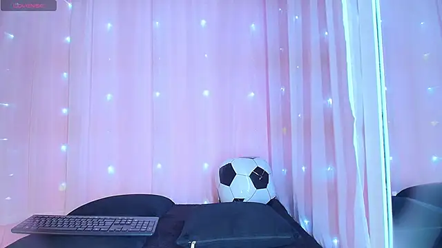 SunnyGilmoree webcam