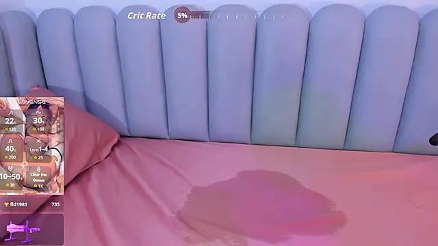 Maddy_red_ webcam
