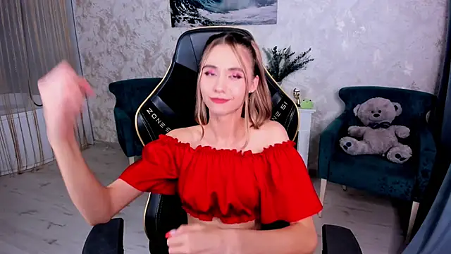 EllaCurtis webcam