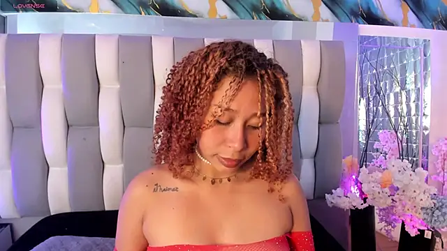 DannaGlow_ live sex cam
