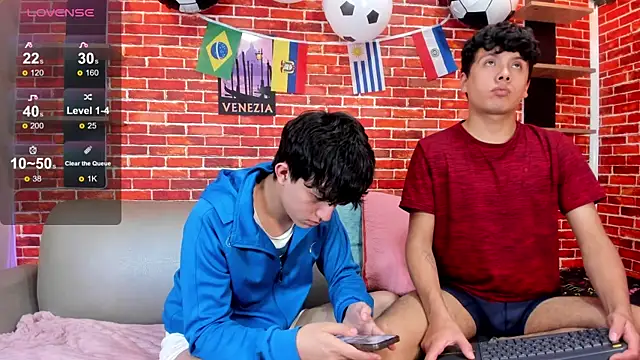 Hoot_boyss_ webcam