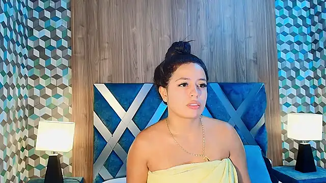 Sofia_Blosom webcam