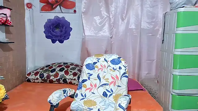Filipina_Desire webcam