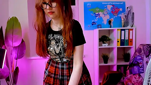 CarolGiggly webcam