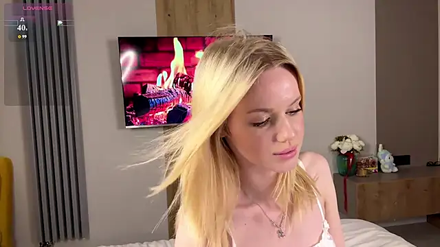 moonavelle live sex cam