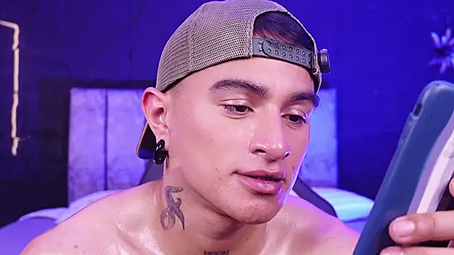 LiamDeep webcam