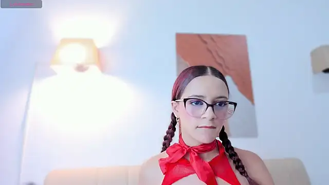 nyx_velvet webcam