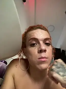saara_johnson496 live cam on StripChat