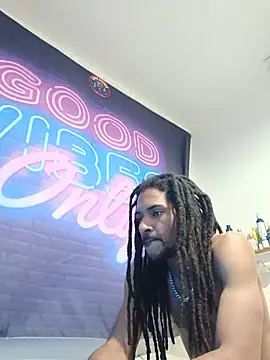 Mikaaa97 webcam