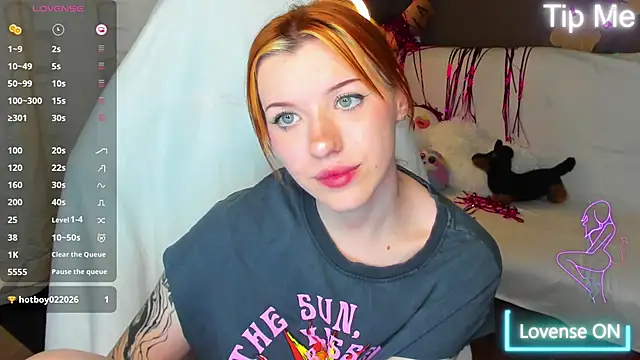 MeganNewCat webcam