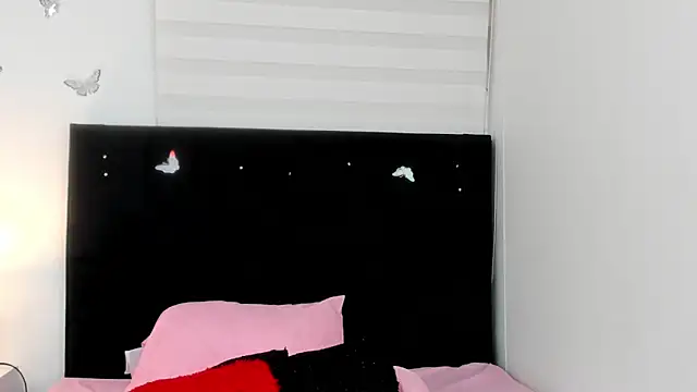 Brenda_Karter live cam on StripChat