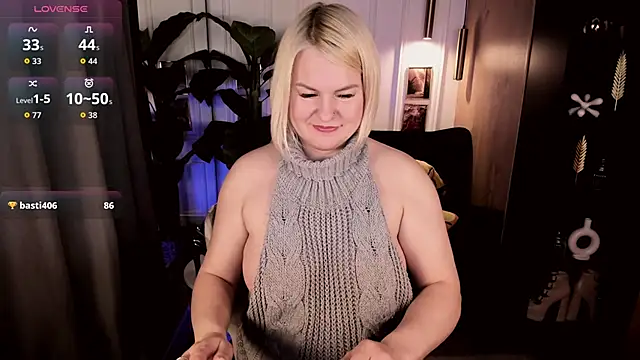YolandaKiss webcam