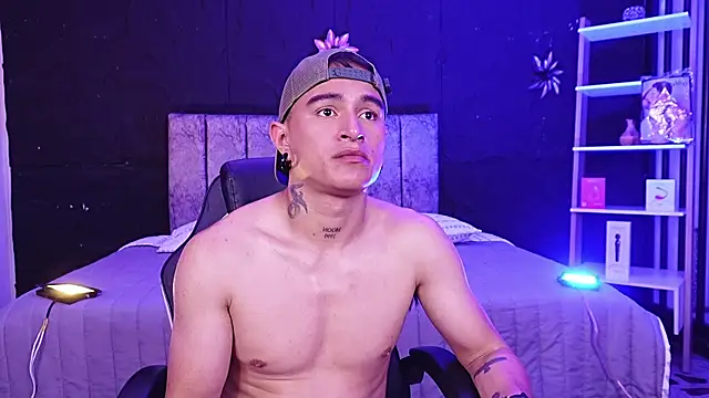 LiamDeep webcam