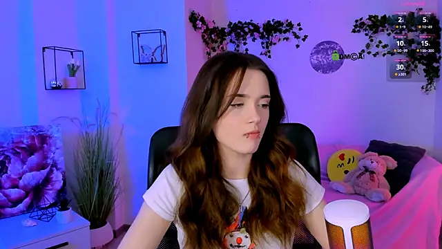 liana_kisses webcam