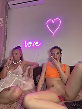 Sabrinedivinee webcam