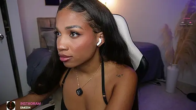 eimi_spacee (F young) - Make my pussy happy