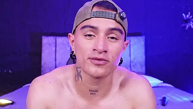 LiamDeep webcam