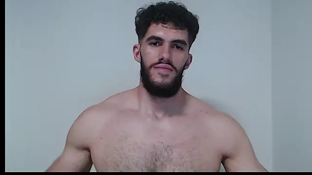hiddenf live cam on StripChat