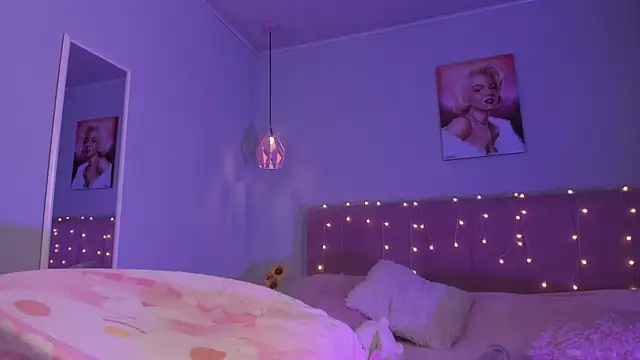 ela_petit webcam