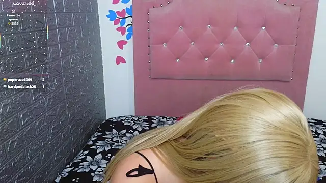 roxxy_pink_ webcam