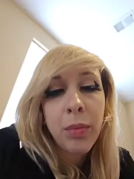 AmethystFoxx webcam